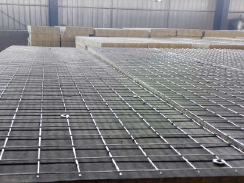 鋼網(wǎng)巖棉復(fù)合板